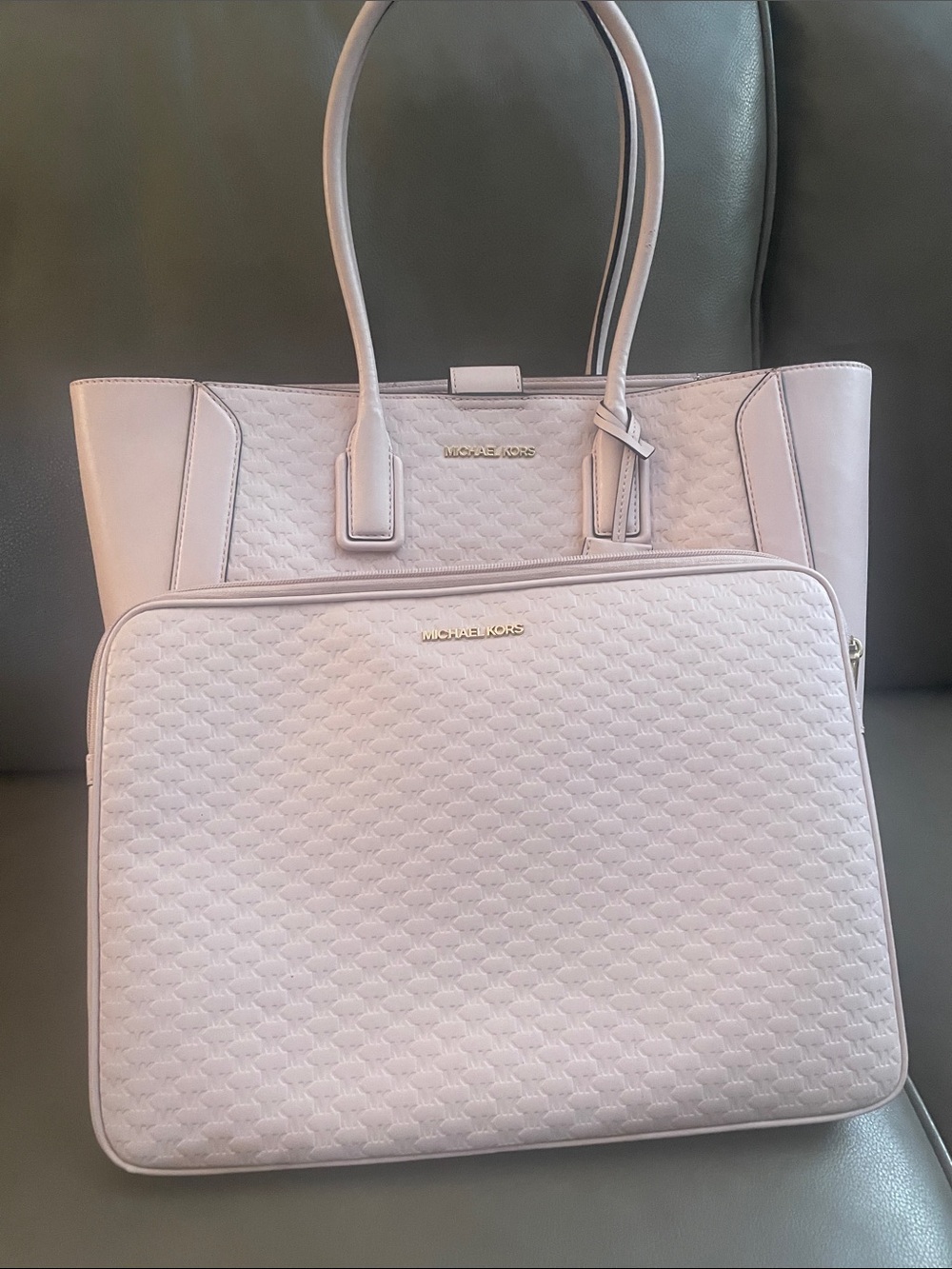 MICHAEL KORS Light Pink Quilted Tote with Matching Laptop Sleeve